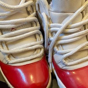 Jordan 11 cherry low.